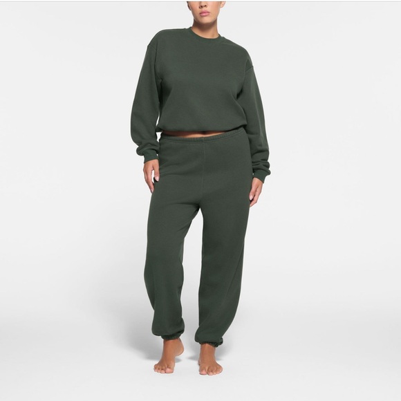 SKIMS Sweaters - NEW Skims Cotton Fleece Classic Crewneck